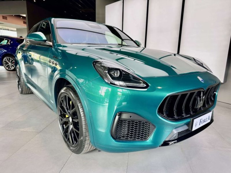 Maserati Grecale nuova a Torino (3)