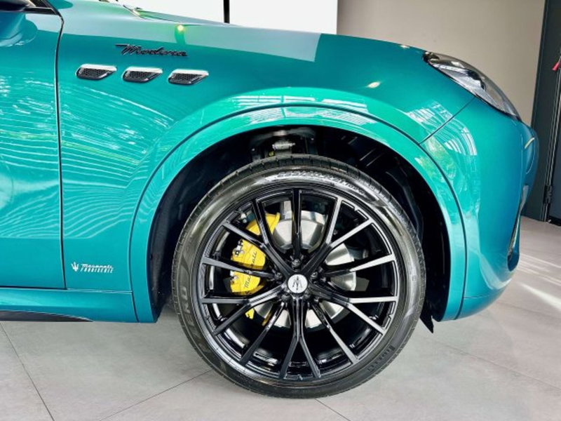 Maserati Grecale nuova a Torino (4)