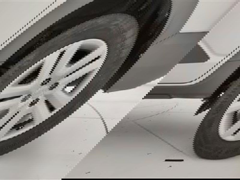 Dacia Jogger usata a Bari (12)