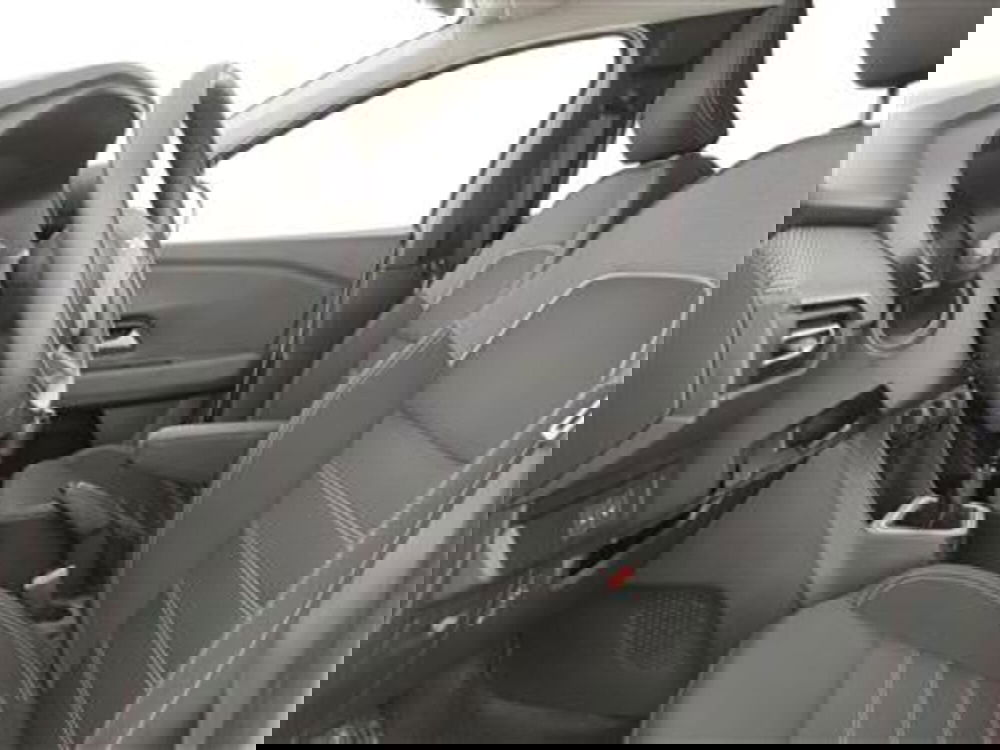 Dacia Jogger usata a Bari (13)