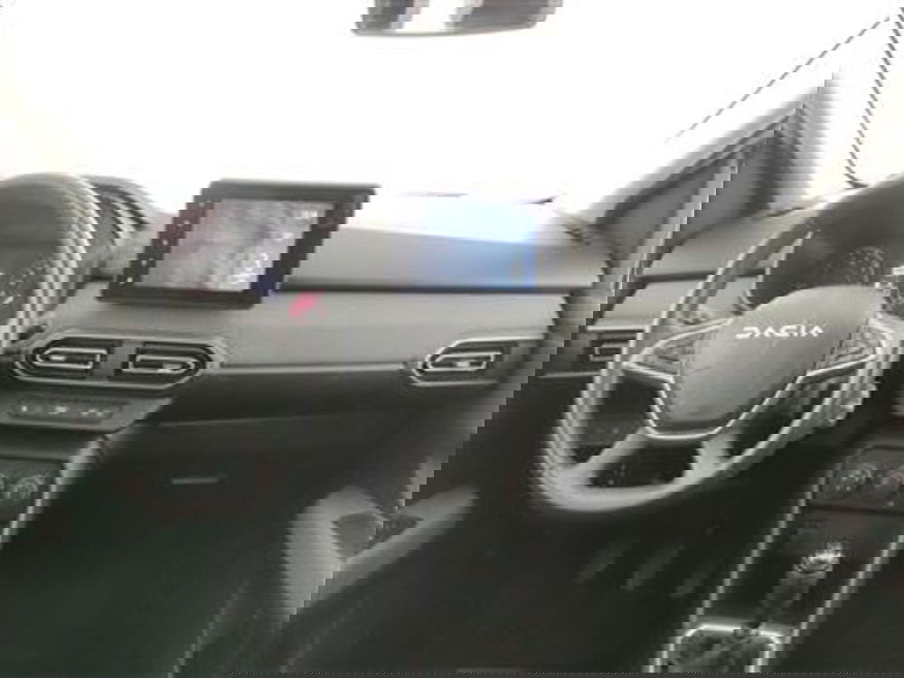 Dacia Jogger usata a Bari (15)