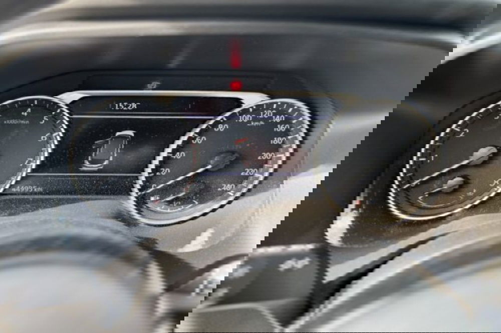 Nissan Qashqai usata a Latina (13)