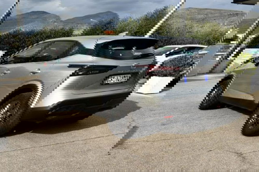Nissan Qashqai usata a Latina (5)