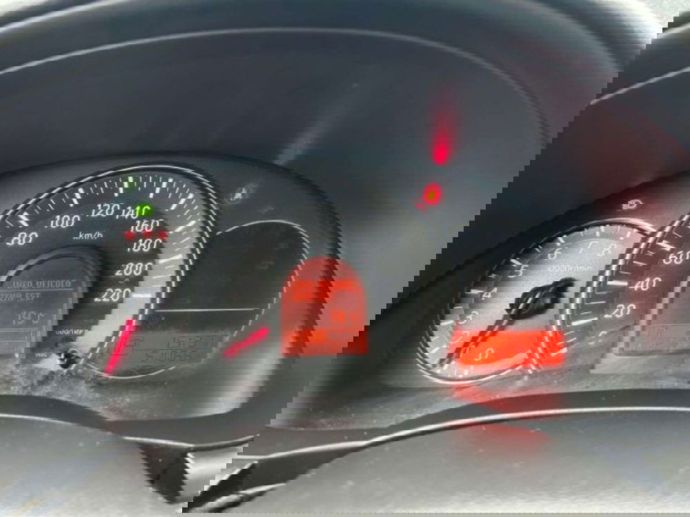 Nissan Micra usata a Firenze (9)