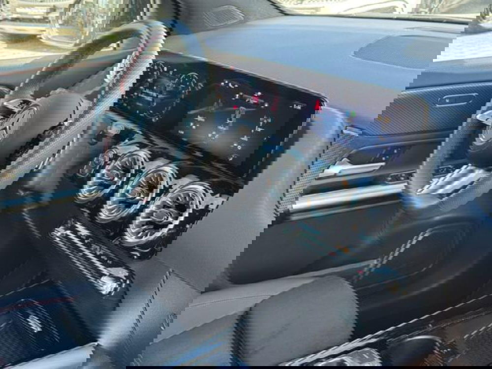 Mercedes-Benz GLA SUV usata a Milano (12)