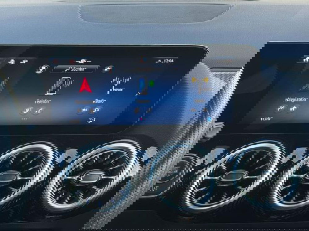 Mercedes-Benz GLA SUV usata a Milano (14)