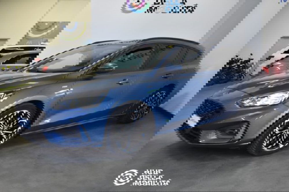 Ford Focus Station Wagon usata a Perugia (3)