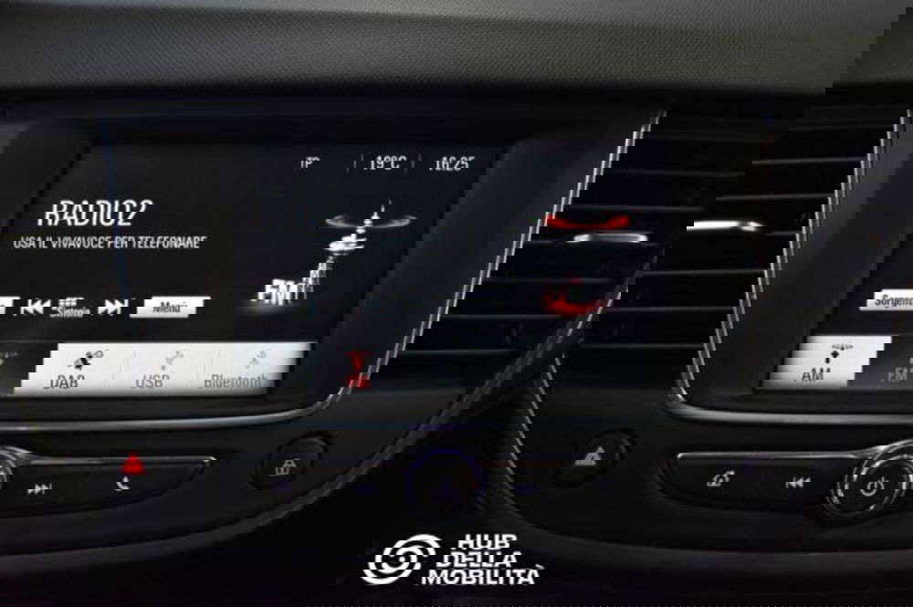 Opel Crossland usata a Perugia (16)