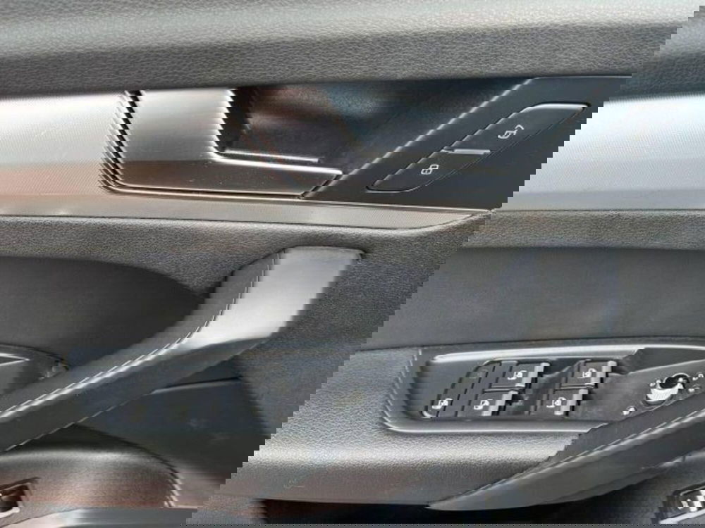 Audi Q5 Sportback usata a Novara (11)
