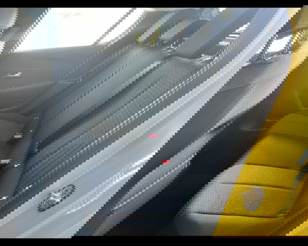 Peugeot 208 nuova a Alessandria (12)