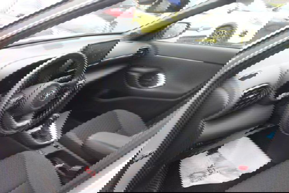 Toyota Yaris Cross usata a Roma (13)