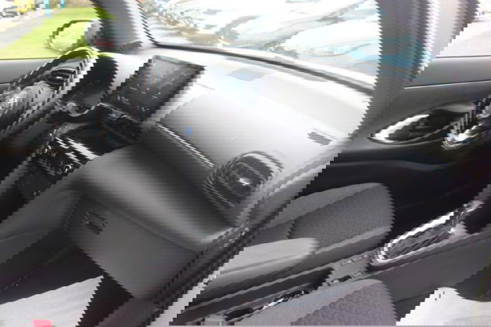 Toyota Yaris Cross usata a Roma (6)