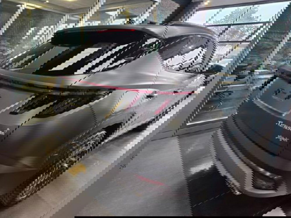 Hyundai Tucson nuova a Pesaro-Urbino (3)