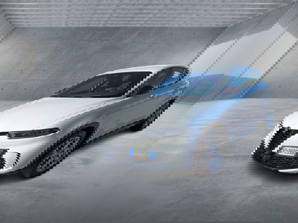 Alfa Romeo Tonale usata a Bari (3)