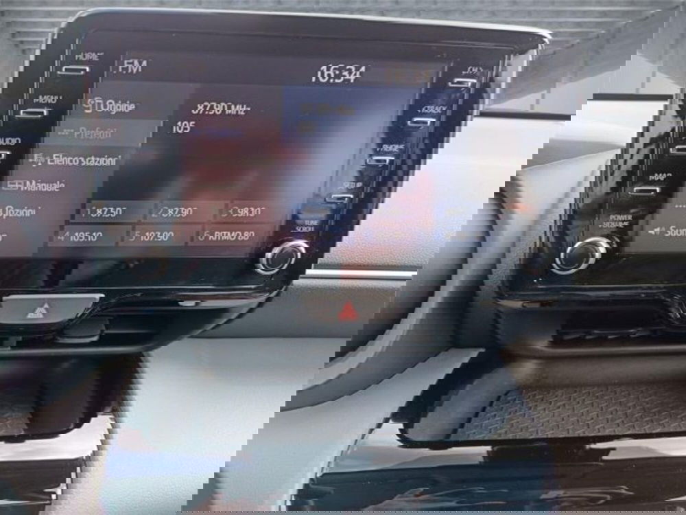 Toyota Yaris Cross usata a Bari (17)