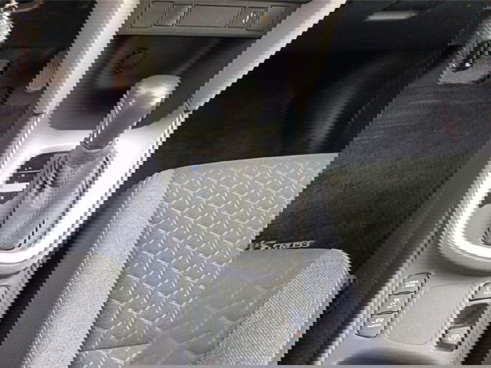 Toyota Yaris Cross usata a Bari (19)