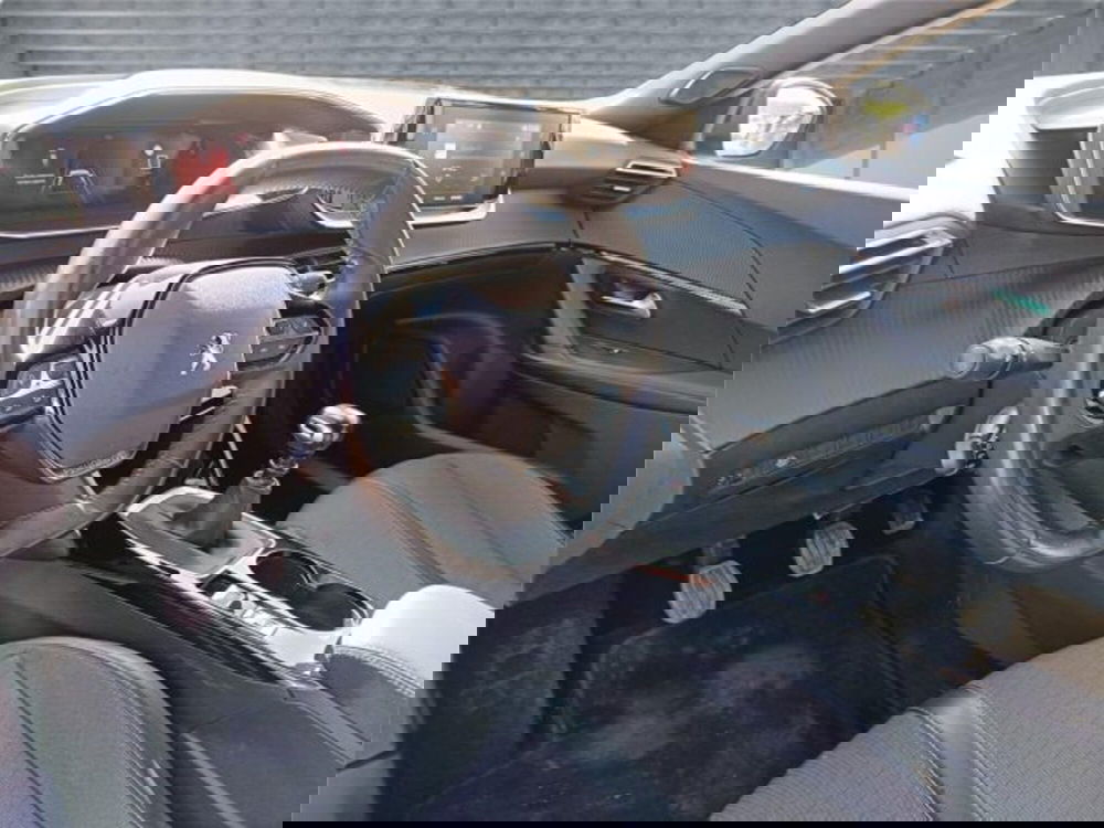 Peugeot 2008 usata a Bari (10)