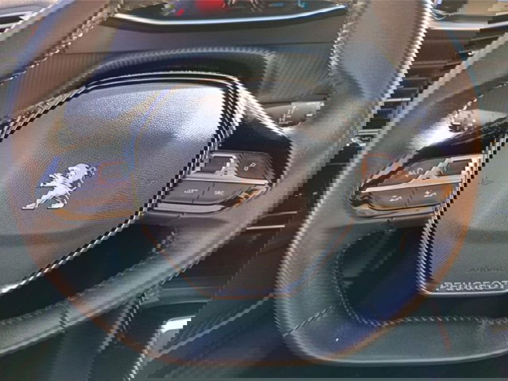 Peugeot 2008 usata a Bari (15)