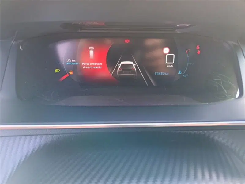 Peugeot 2008 usata a Bari (16)