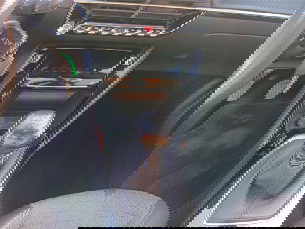 Peugeot 2008 usata a Bari (19)