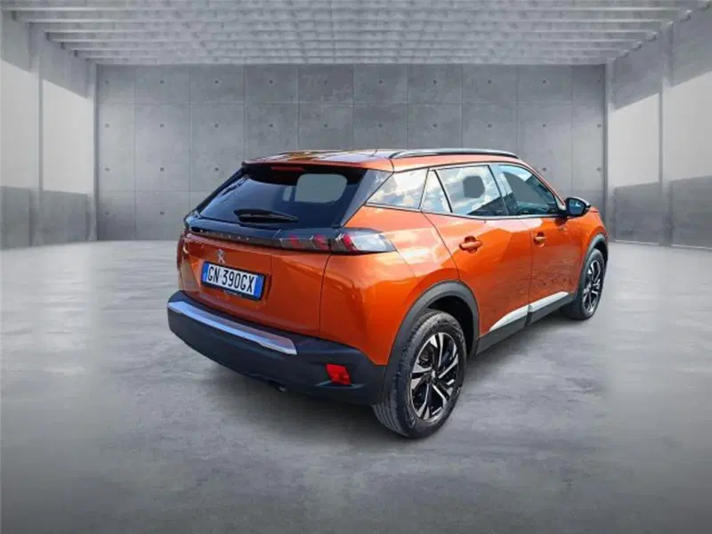 Peugeot 2008 usata a Bari (6)