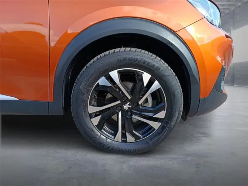 Peugeot 2008 usata a Bari (8)