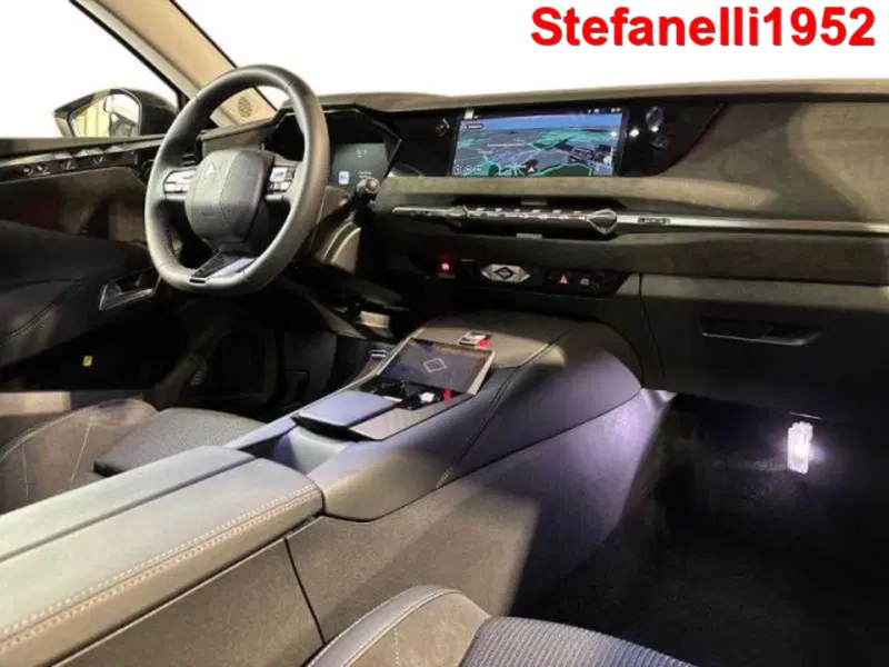 Ds DS 4 nuova a Bologna (15)