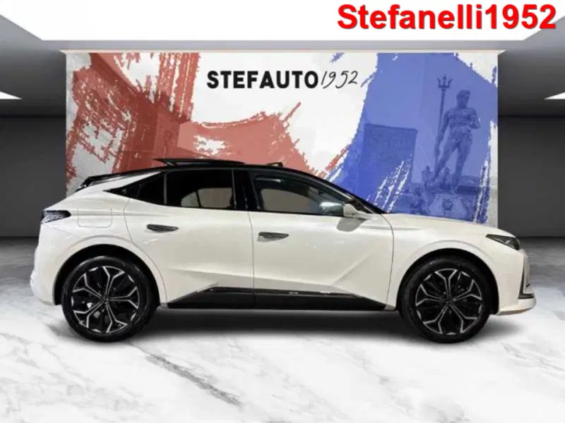 Ds DS 4 nuova a Bologna (2)