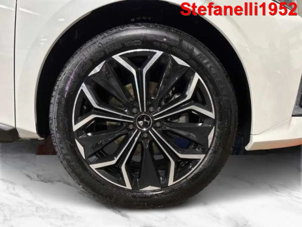 Ds DS 4 nuova a Bologna (8)