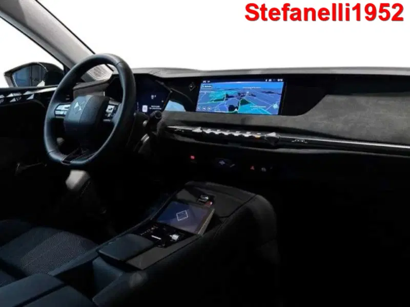 Ds DS 4 nuova a Bologna (15)