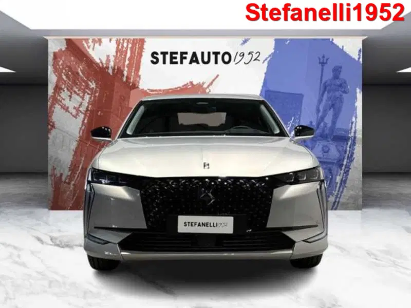 Ds DS 4 nuova a Bologna (4)