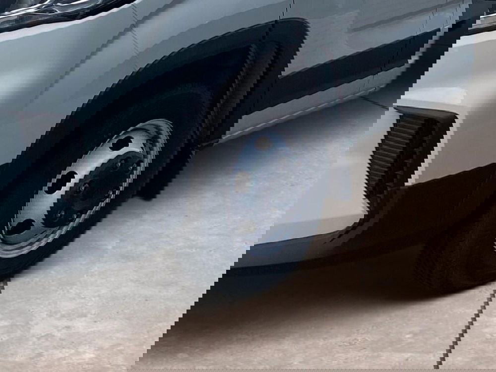 Maxus Deliver Cabinato nuova a Torino (15)