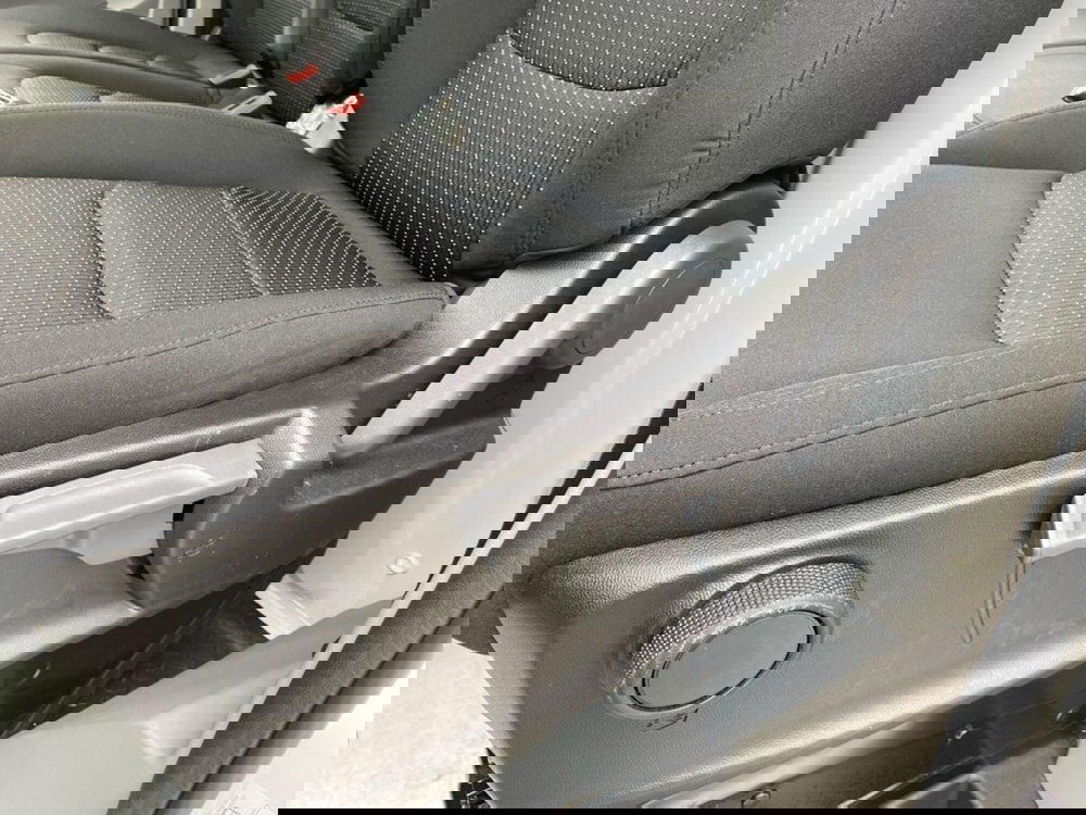 Maxus Deliver Cabinato nuova a Torino (11)