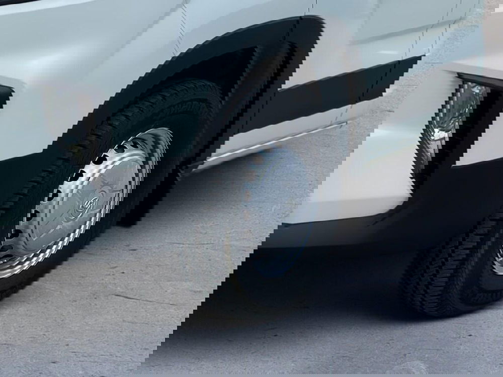 Maxus Deliver Cabinato nuova a Torino (15)