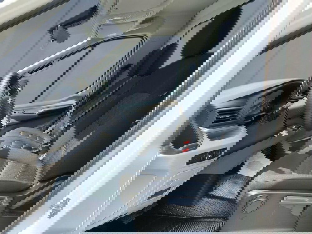 Maxus Deliver Cabinato nuova a Torino (7)