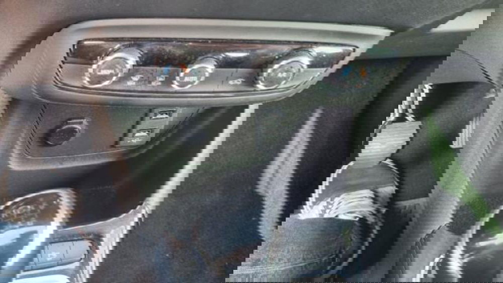 Opel Crossland usata a Savona (15)