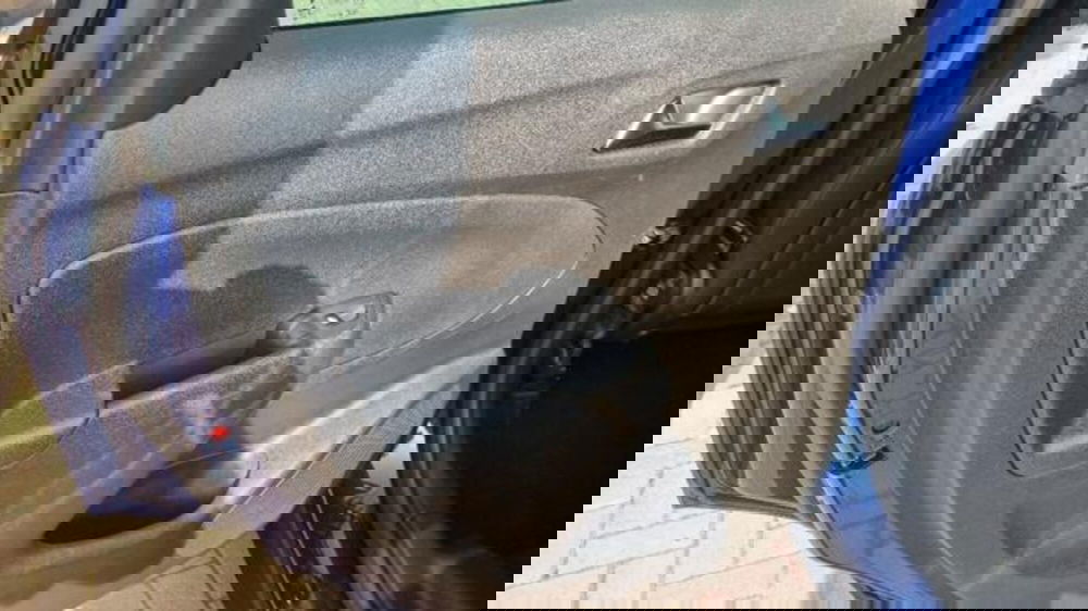 Opel Crossland usata a Savona (8)