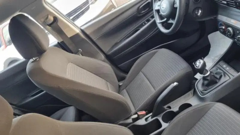 Hyundai i20 usata a Savona (17)