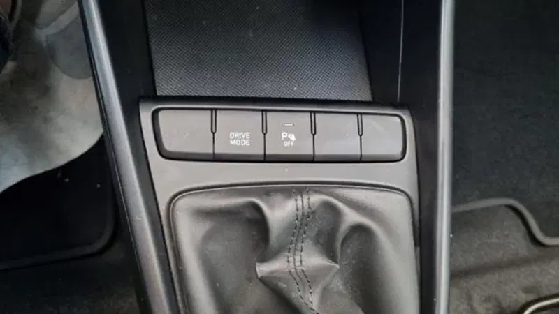 Hyundai i20 usata a Savona (9)