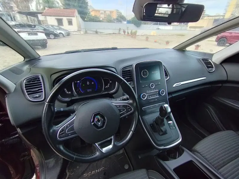 Renault Scenic E-Tech Electric usata a Palermo (4)