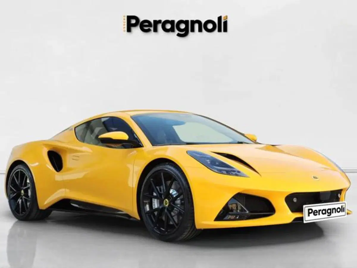 Lotus Emira nuova a Firenze (3)