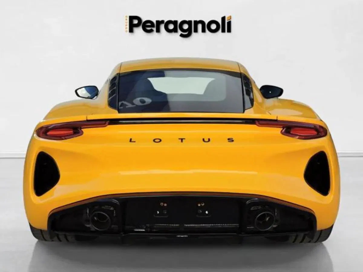 Lotus Emira nuova a Firenze (4)