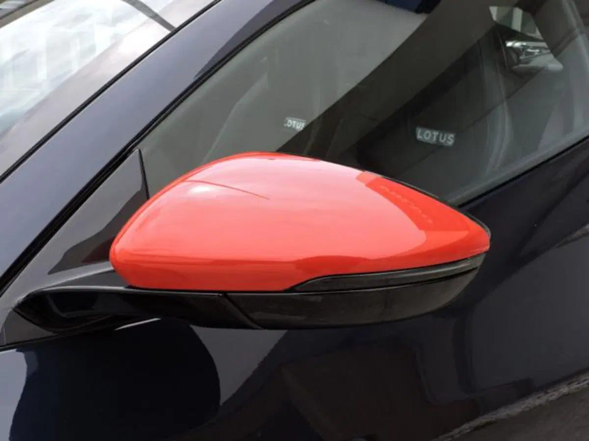 Lotus Emira nuova a Firenze (20)