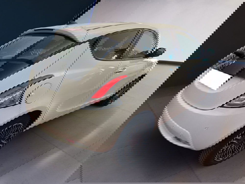 Lancia Ypsilon usata a Torino (4)