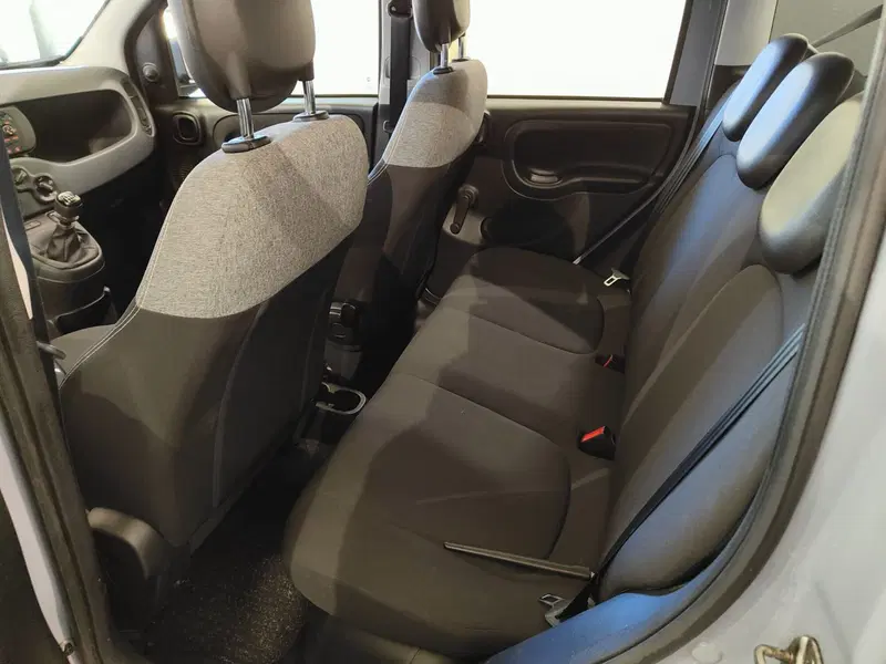 Fiat Panda Cross usata a Milano (12)