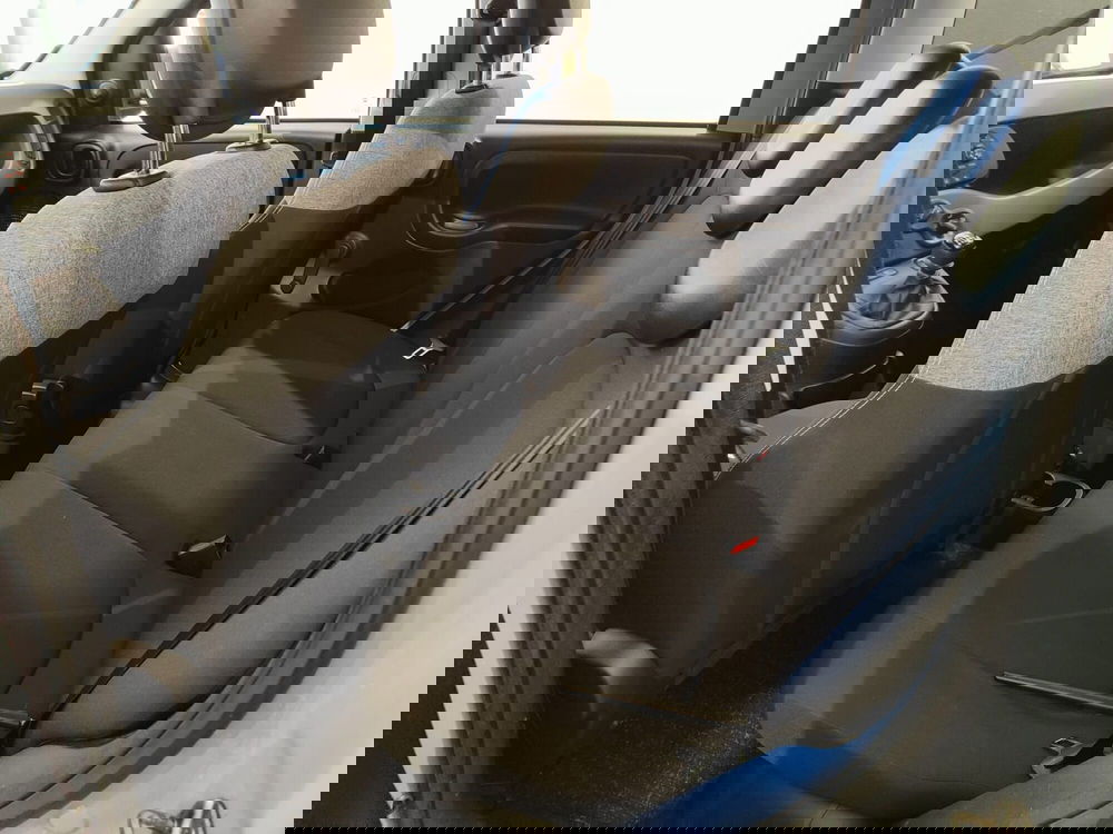 Fiat Panda Cross usata a Milano (12)