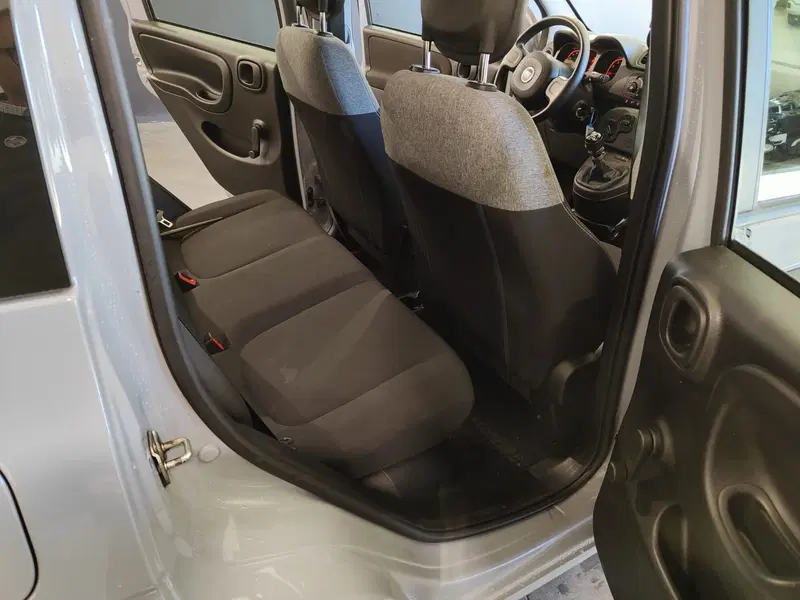 Fiat Panda Cross usata a Milano (13)