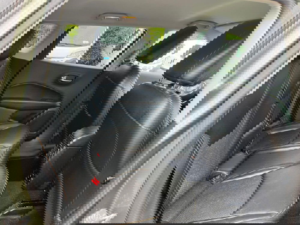 Jeep Compass usata a Milano (14)