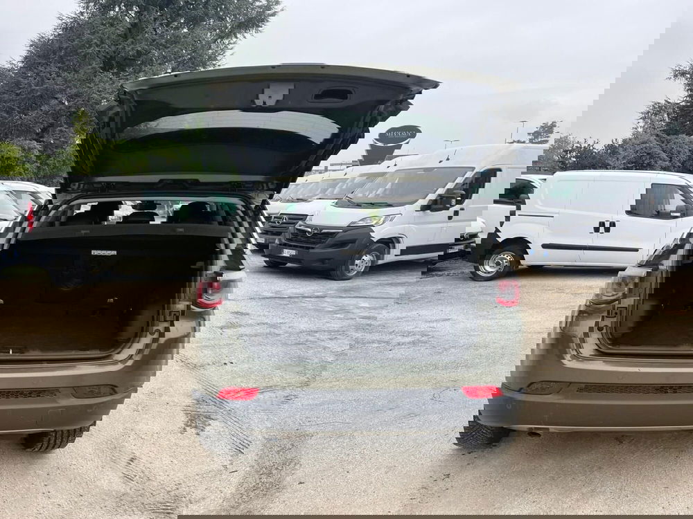 Jeep Compass usata a Milano (9)