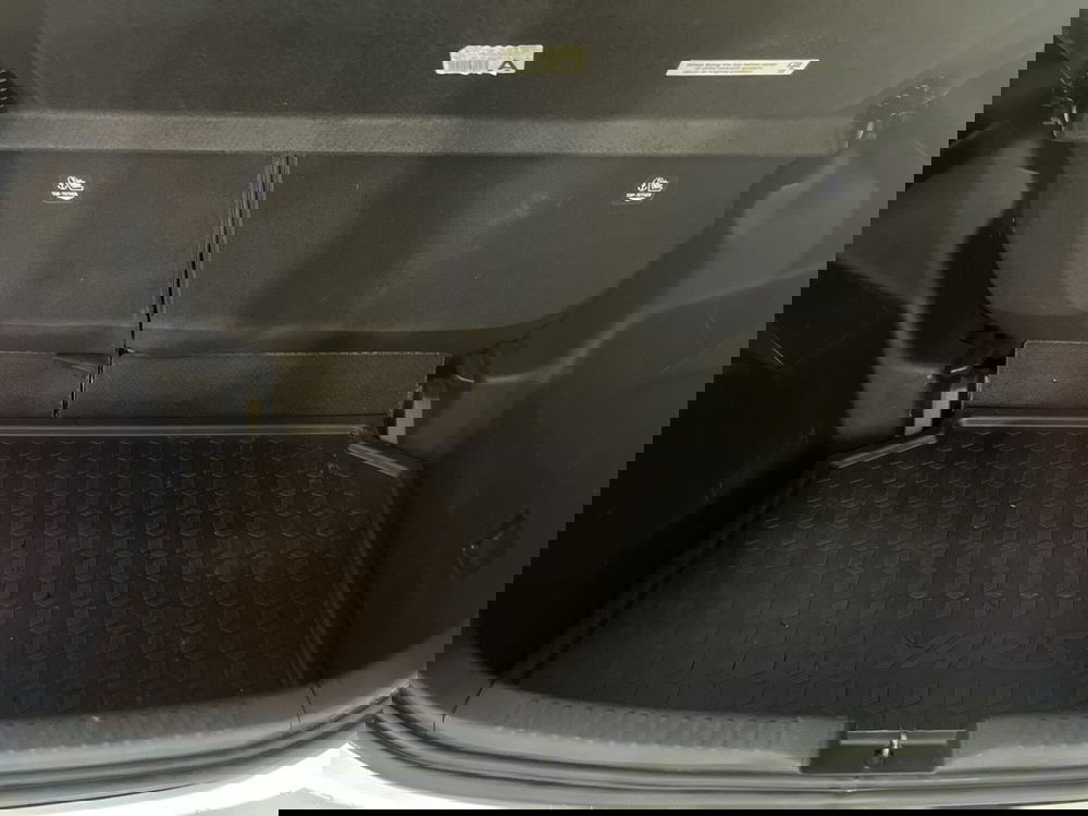Toyota Yaris usata a Ragusa (7)